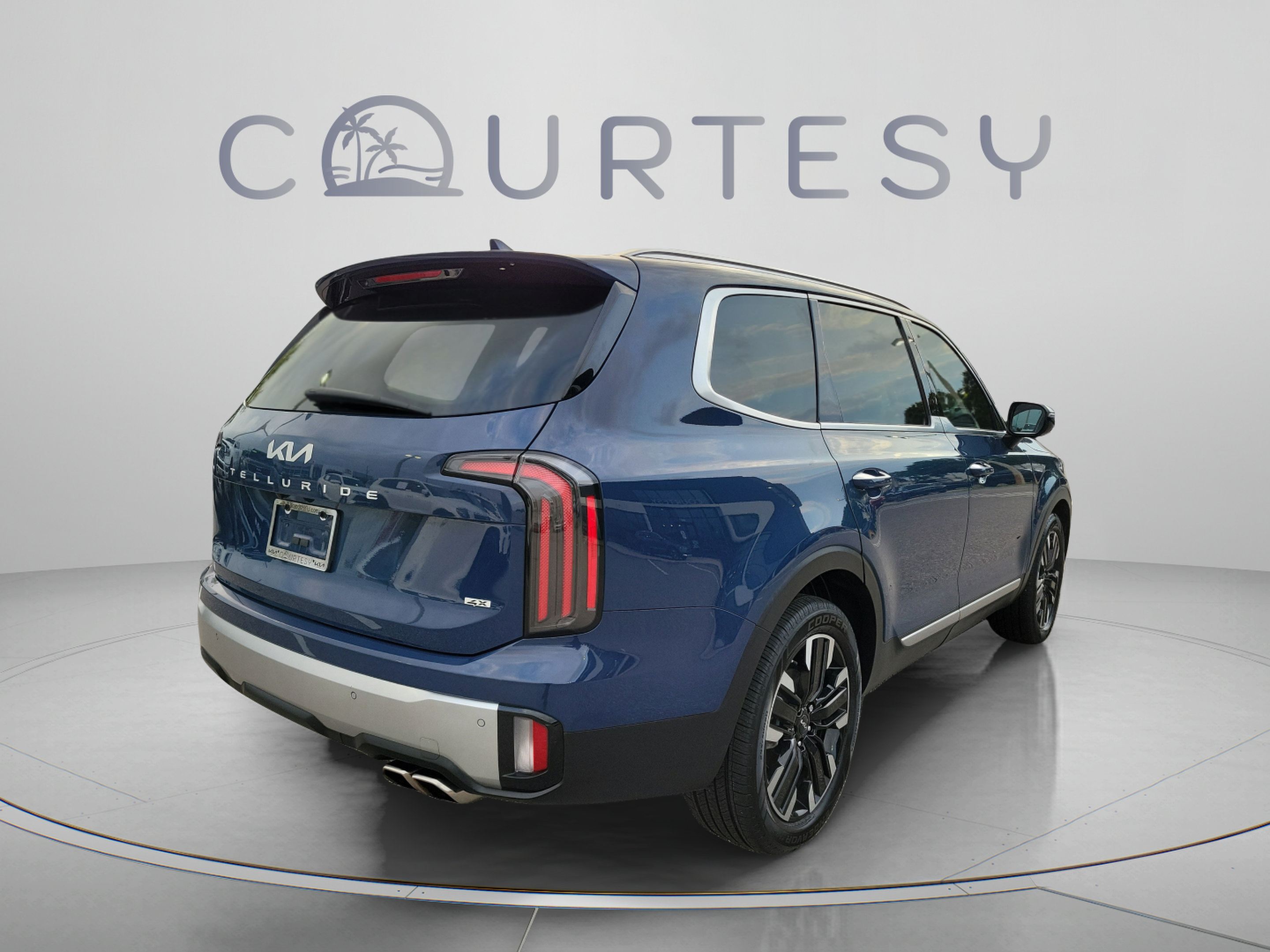 Used 2023 Kia Telluride SX Prestige AWD/4WD image 3