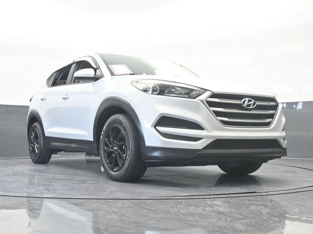 Used 2017 Hyundai Tucson SE image 60