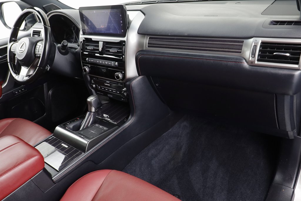 Used 2022 Lexus GX 460 Premium w/ Accessory Package image 23