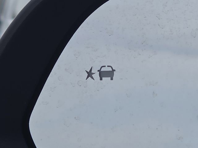 New 2025 Chevrolet Equinox EV RS w/ Convenience Package II FWD image 12