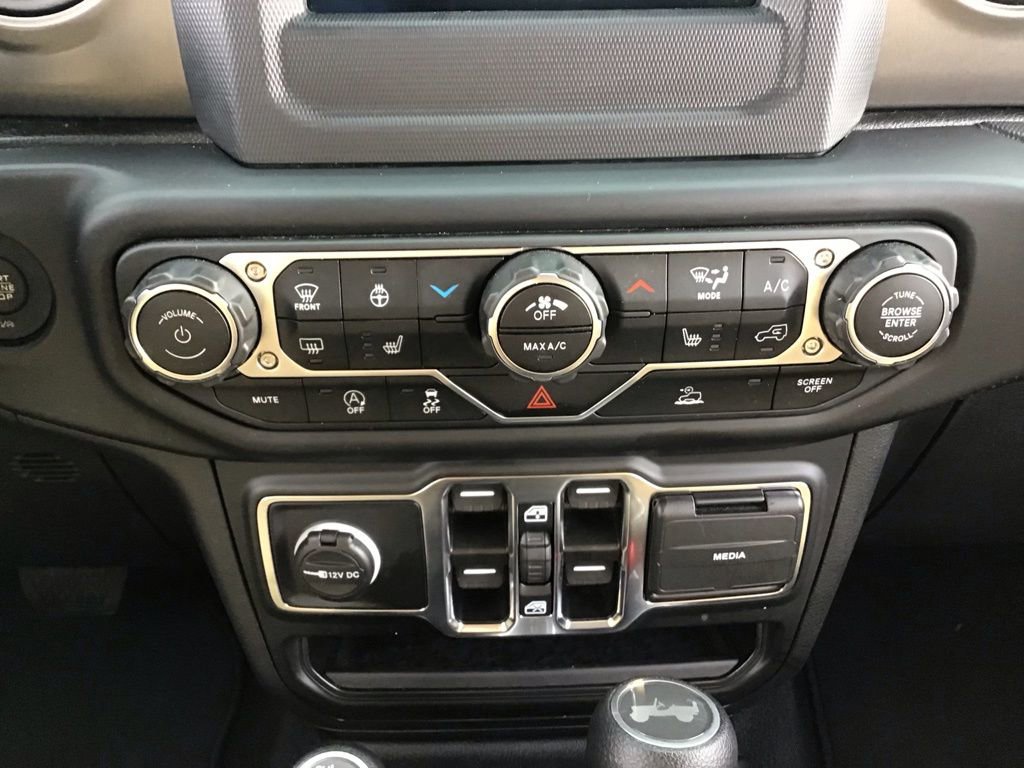 Used 2023 Jeep Wrangler Sport S image 25