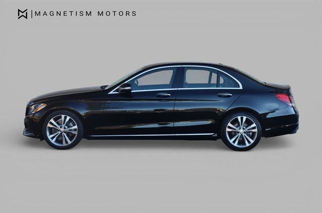 Used 2015 Mercedes-Benz C 300 Sedan image 3