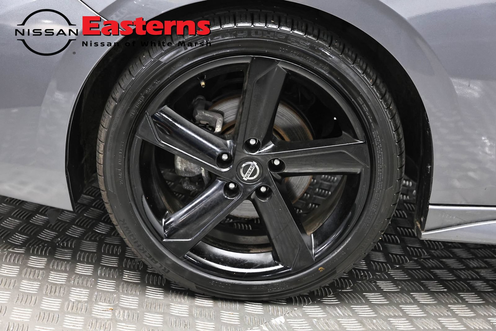 Used 2023 Nissan Sentra SR w/ Midnight Edition Package FWD image 31