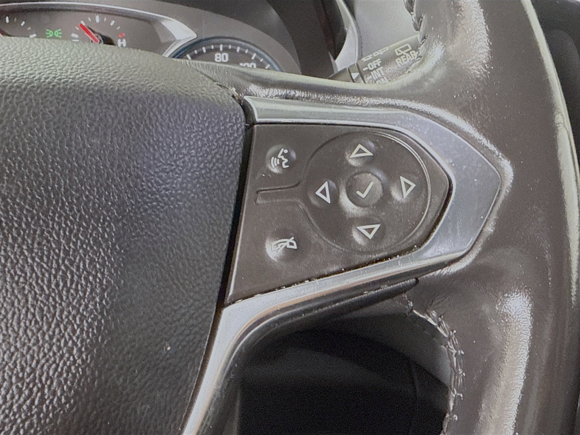 Used 2019 Chevrolet Traverse LT w/ LT Premium Package image 13