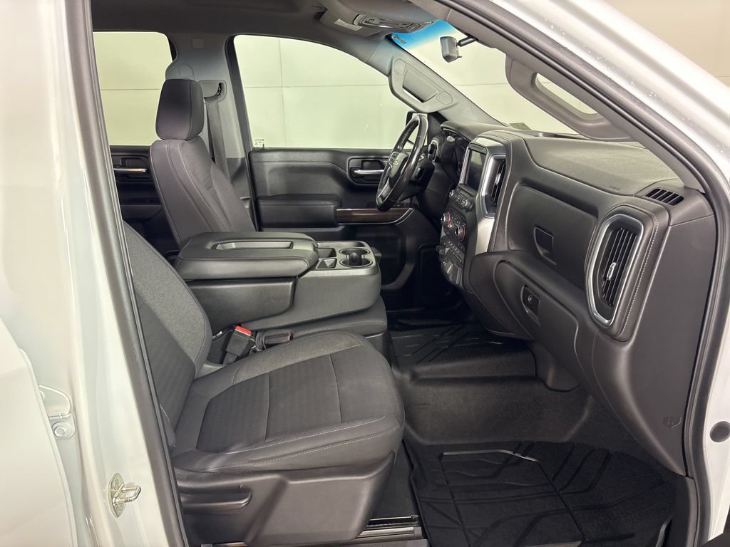 Used 2021 Chevrolet Silverado 1500 LT w/ Convenience Package II RWD image 15