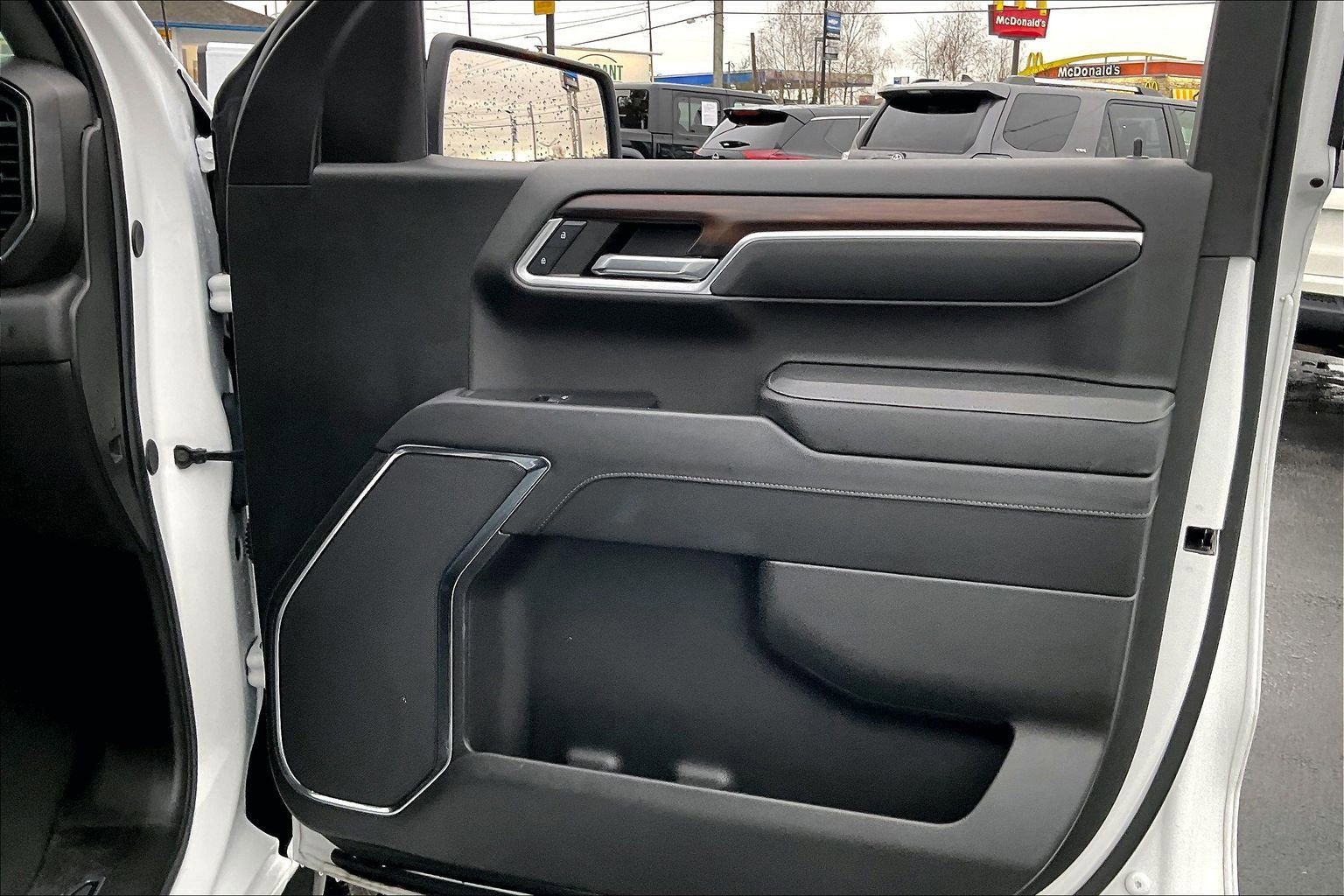 Used 2024 GMC Sierra 1500 SLT image 21