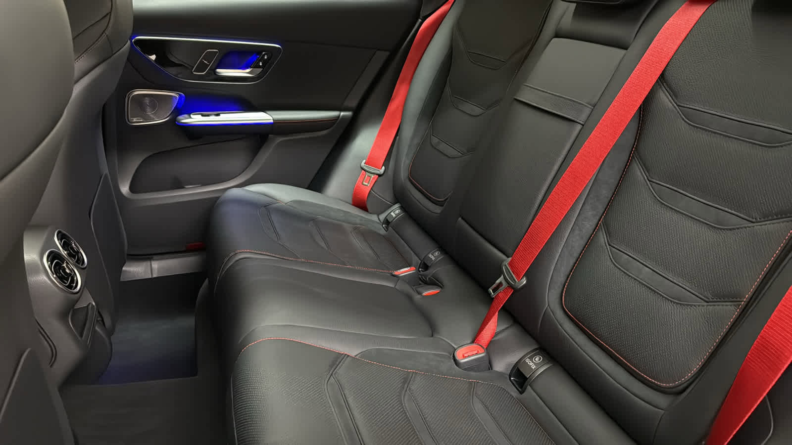 New 2026 Mercedes-Benz GLC 43 AMG 4MATIC image 32