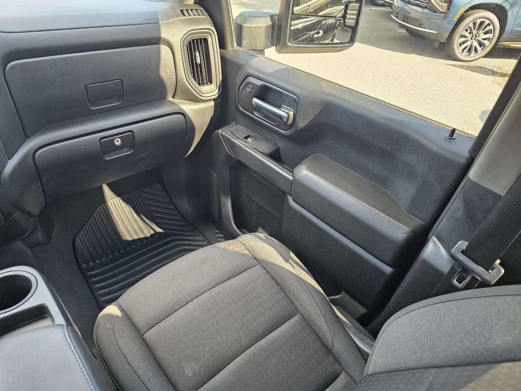 Used 2024 Chevrolet Silverado 2500 Custom w/ Custom Convenience Package RWD image 15