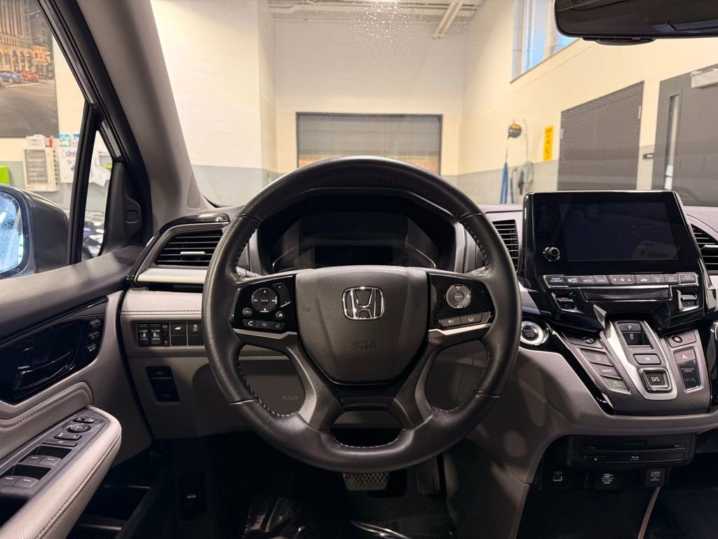 Used 2023 Honda Odyssey Touring image 21