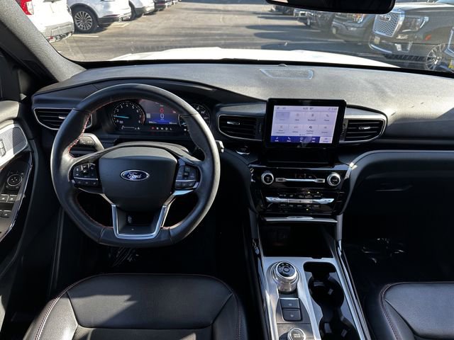 Certified 2023 Ford Explorer ST-Line image 13