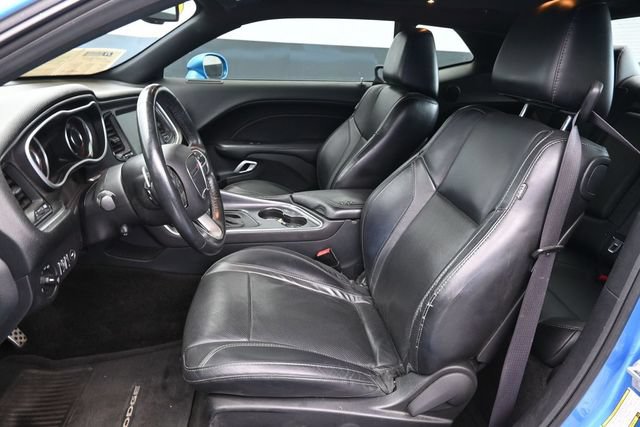 Used 2015 Dodge Challenger R/T Plus RWD image 25