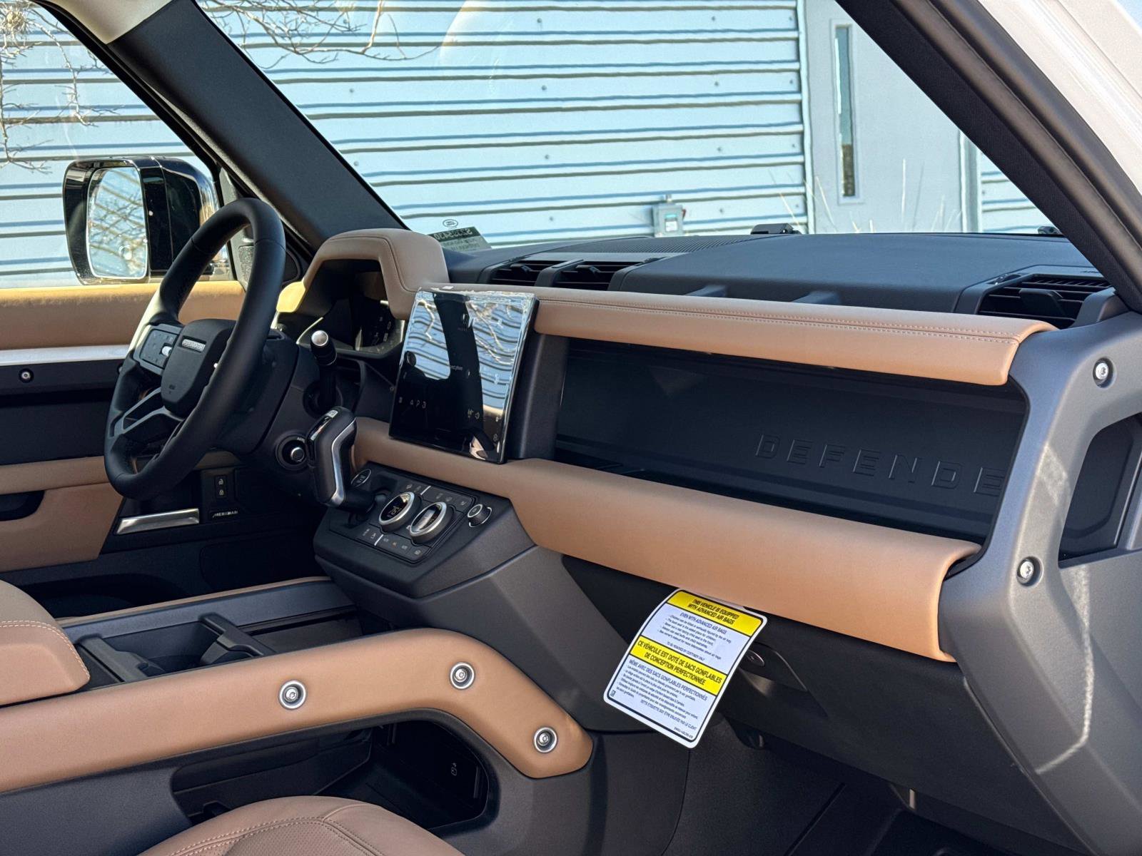 Used 2025 Land Rover Defender 110 S image 10