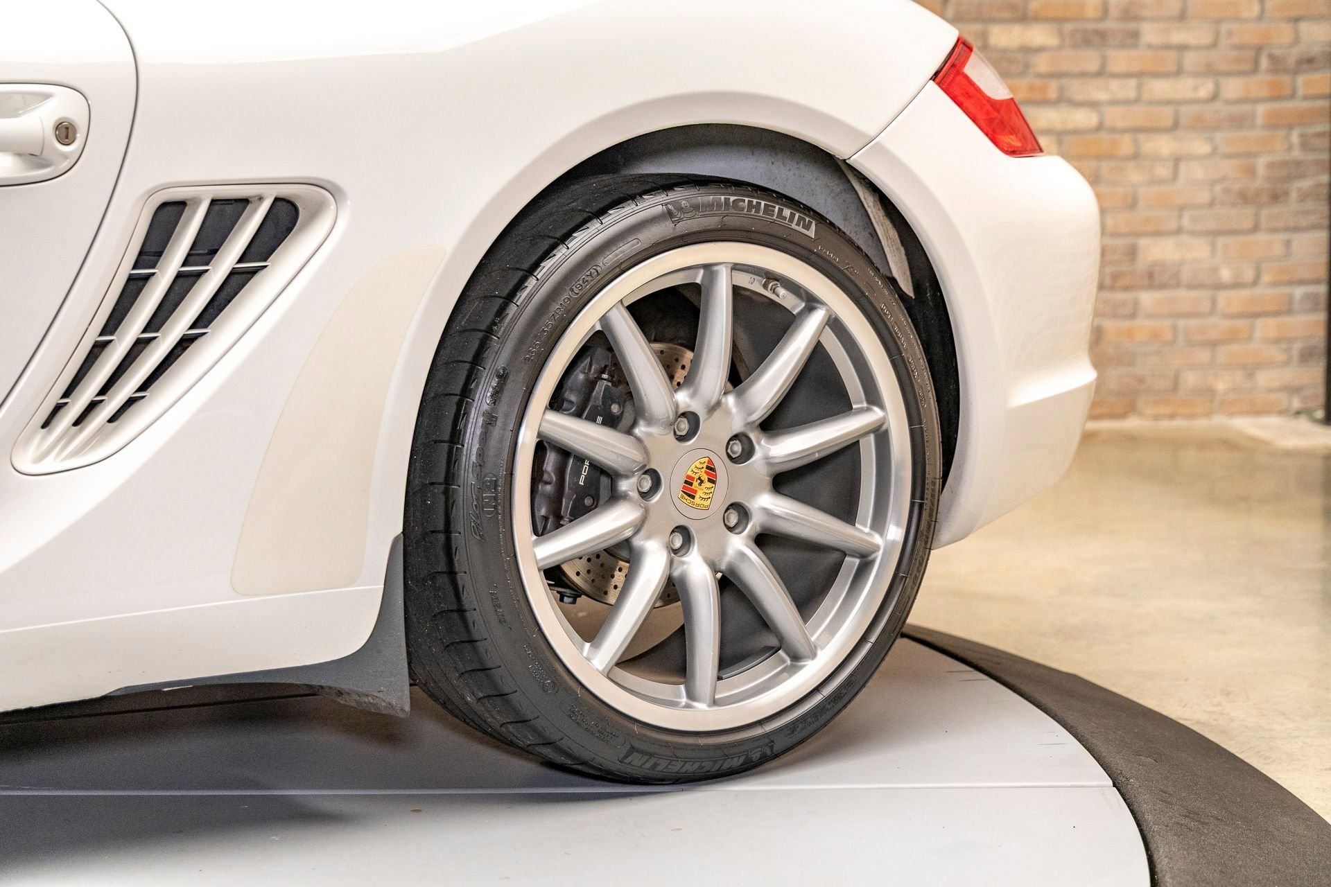 Used 2007 Porsche Cayman image 12