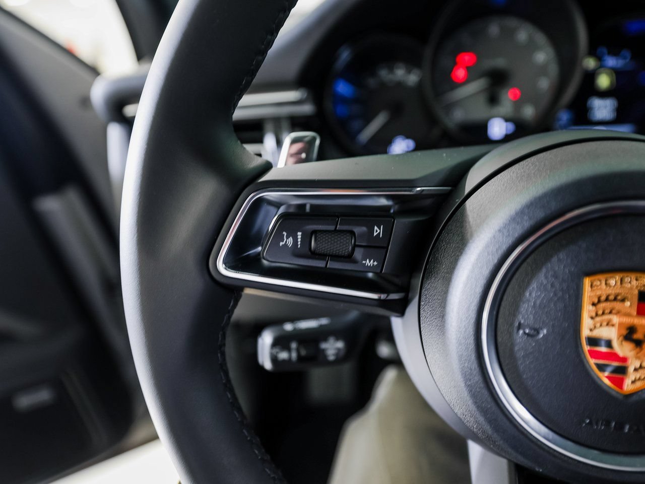 New 2026 Porsche Macan S AWD/4WD image 17
