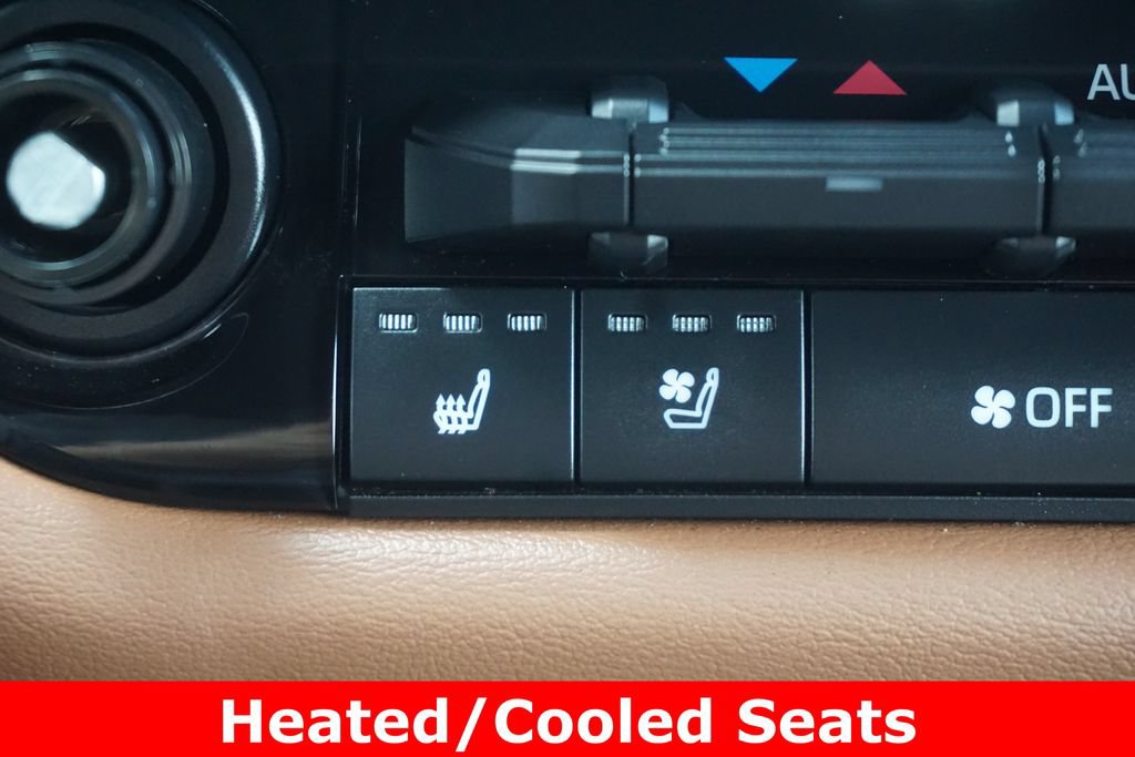 Used 2023 Toyota Tundra 1794 Edition AWD/4WD image 9