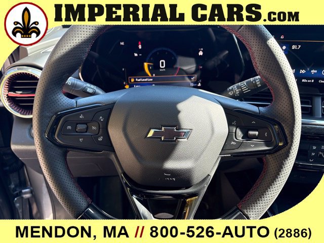 New 2026 Chevrolet Trax RS w/ Sunroof Package FWD image 16