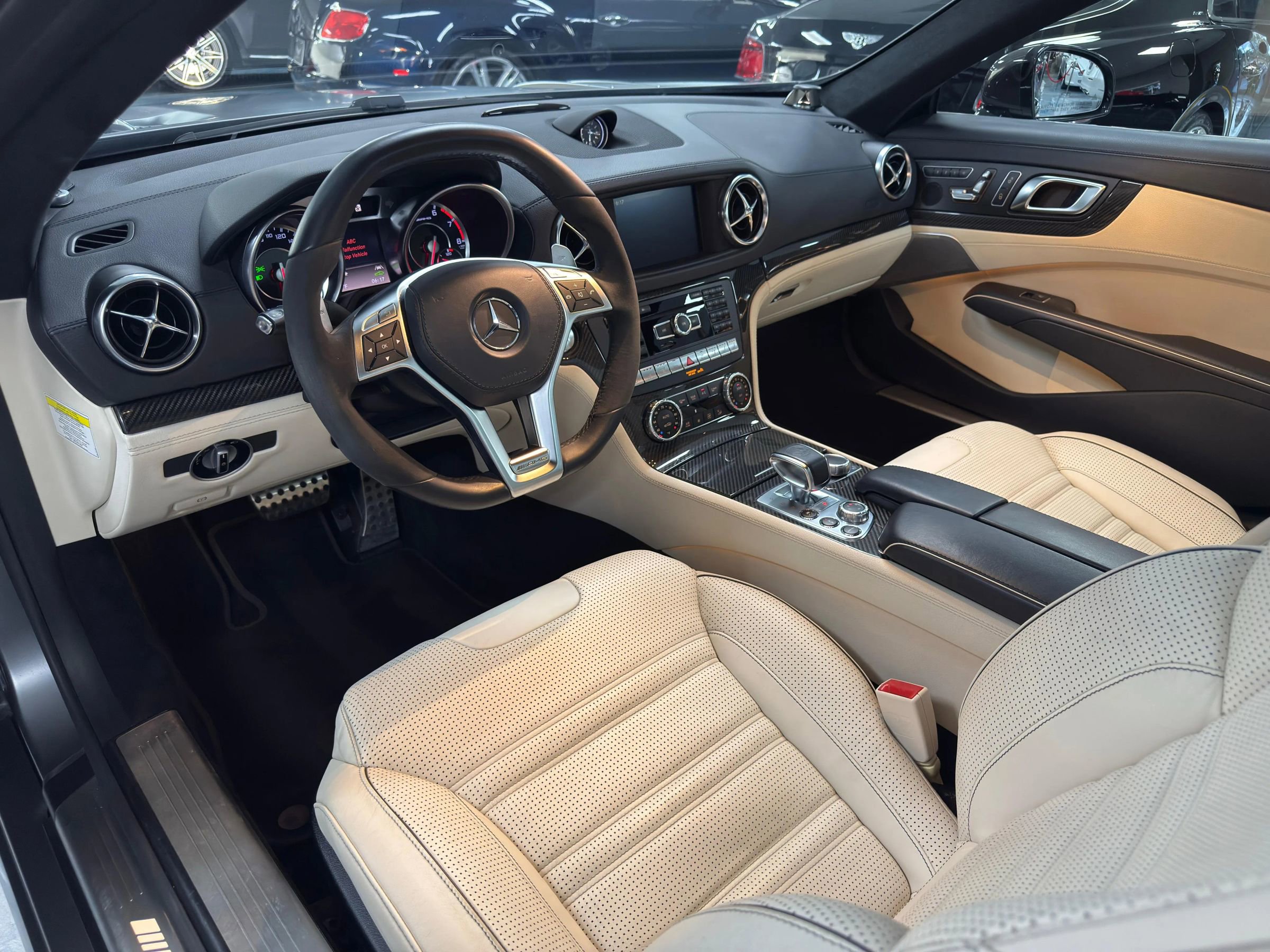 Used 2013 Mercedes-Benz SL 63 AMG image 18