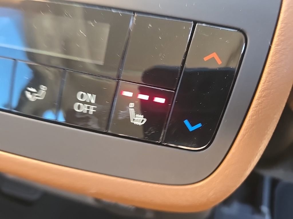 New 2026 Nissan Pathfinder Platinum image 35