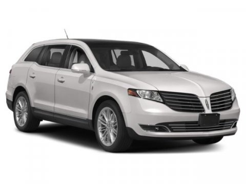 Used 2019 Lincoln MKT AWD image 9