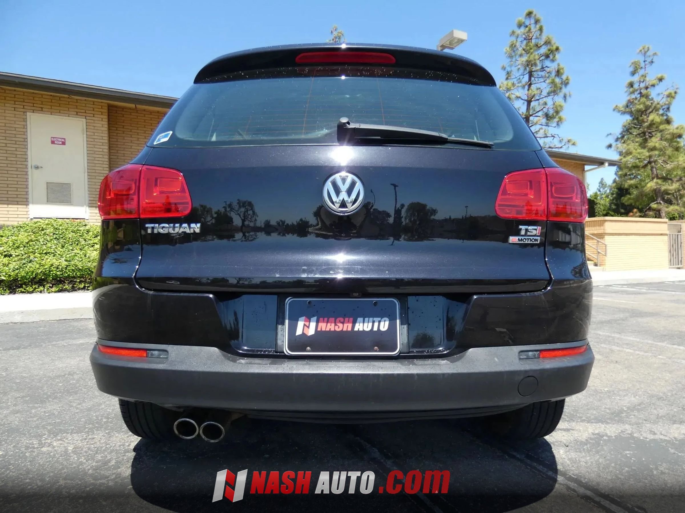 Used 2017 Volkswagen Tiguan S AWD/4WD image 10