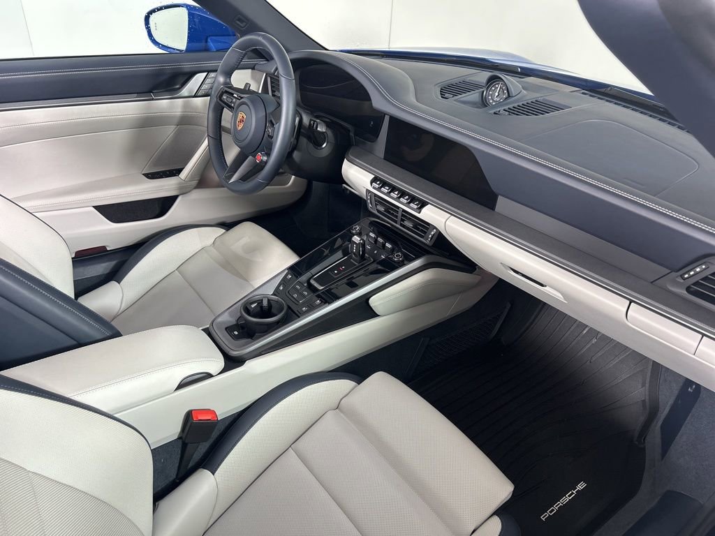 Certified 2025 Porsche 911 Carrera image 25