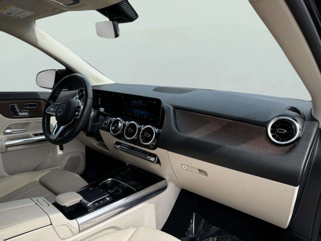 Used 2021 Mercedes-Benz GLA 250 4MATIC w/ Premium Package image 50