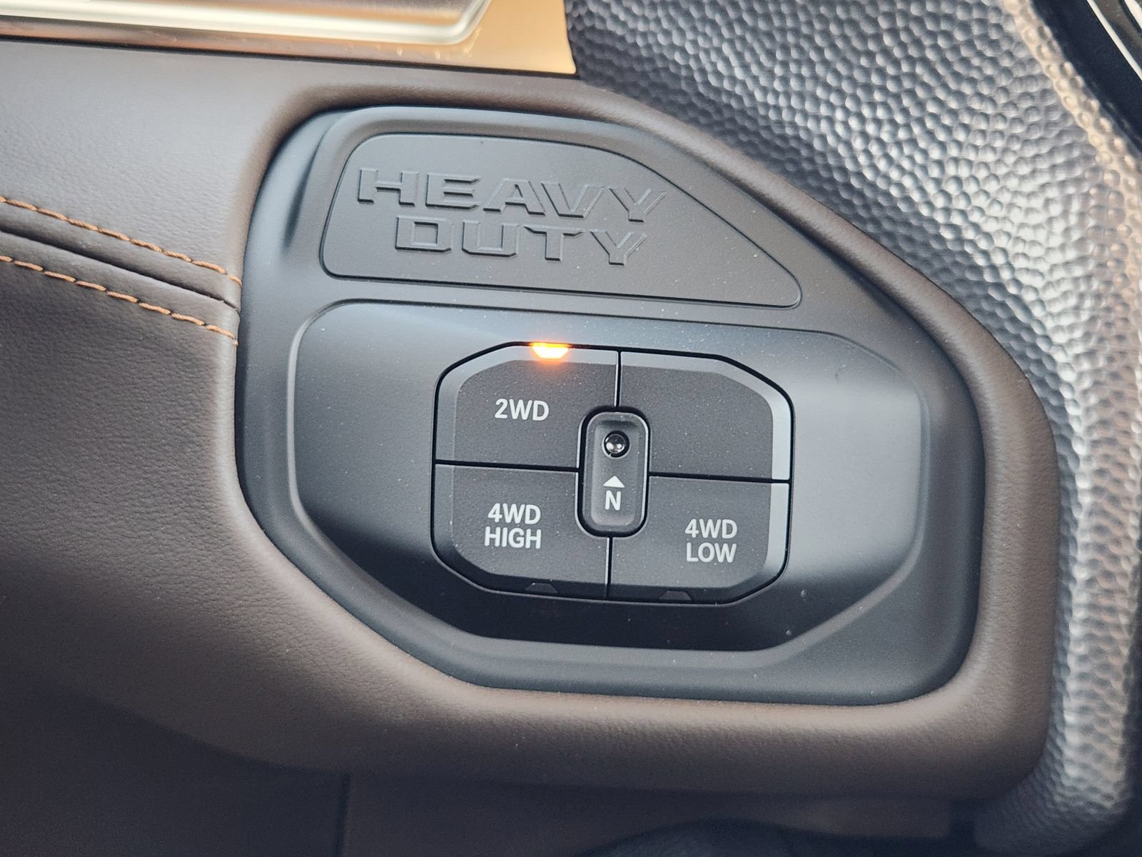 New 2026 RAM 2500 Limited AWD/4WD image 17