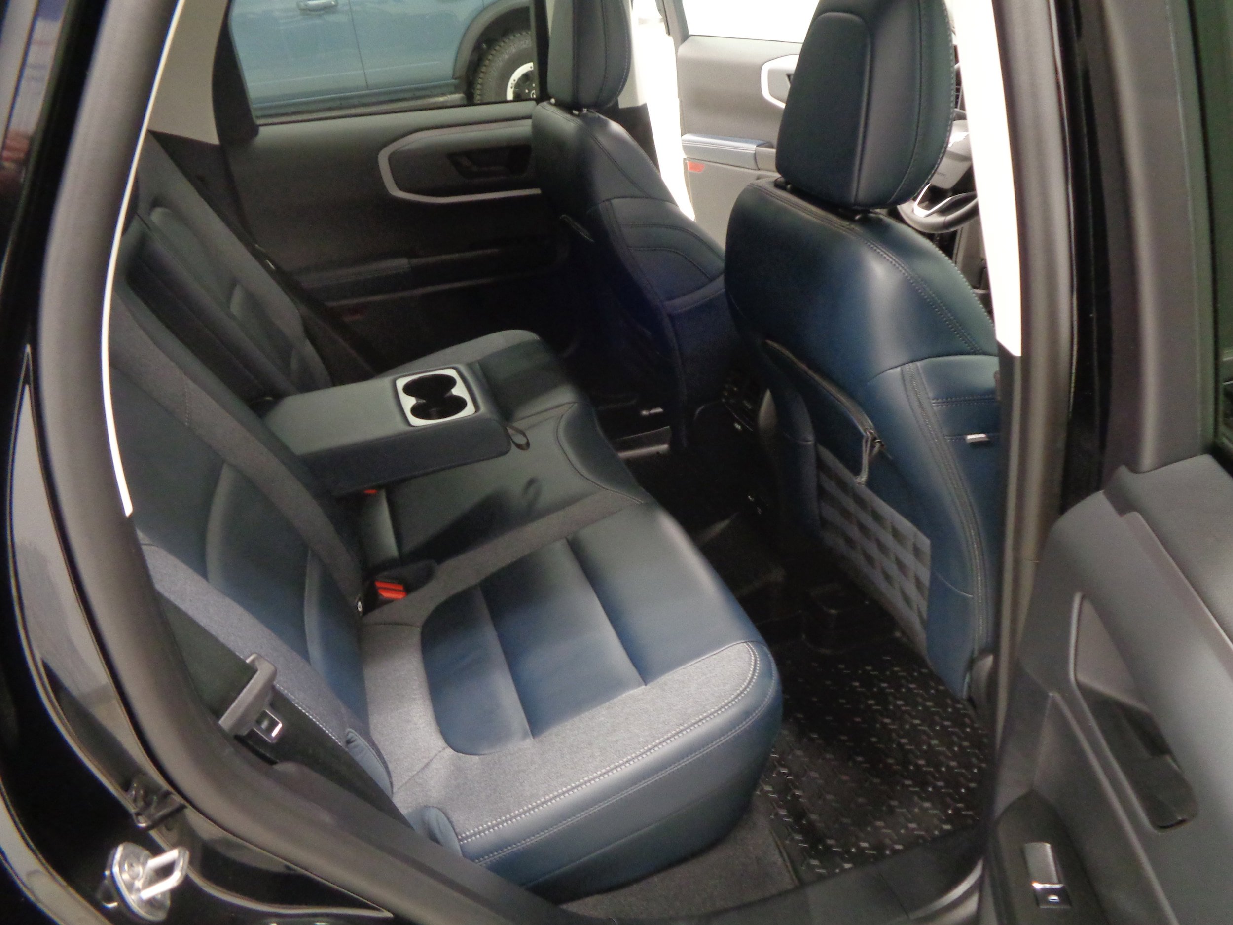 Used 2023 Ford Bronco Sport Outer Banks AWD/4WD image 11