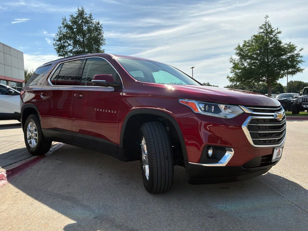 Used 2020 Chevrolet Traverse LT FWD image 4