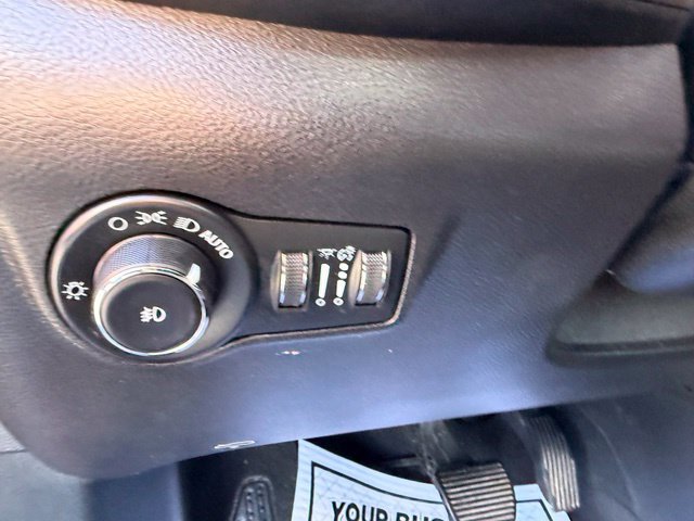 Used 2022 Jeep Compass Trailhawk w/ Trailhawk Elite Group AWD/4WD image 24