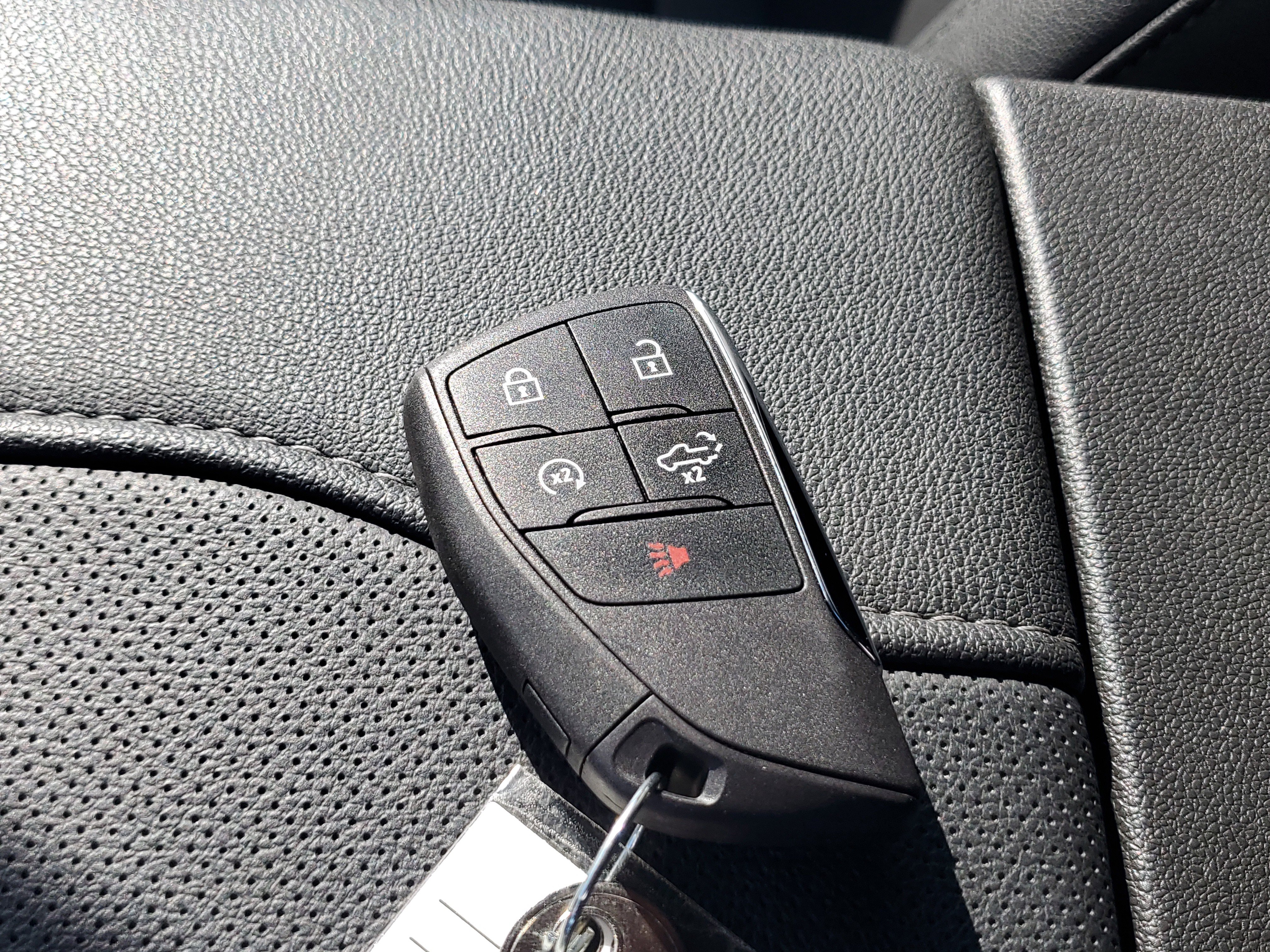 Used 2025 Chevrolet Silverado 3500 LTZ w/ LTZ Plus Package image 30