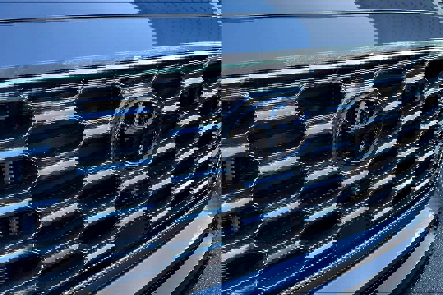 Certified 2025 Toyota Sequoia Platinum image 28