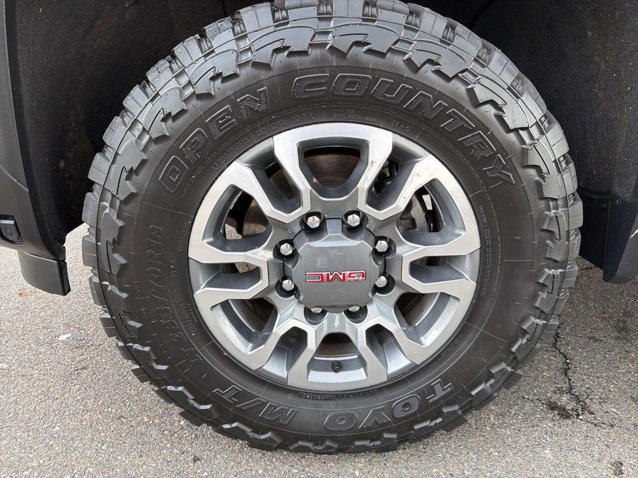 Used 2024 GMC Sierra 2500 SLE w/ SLE Value Package; image 17