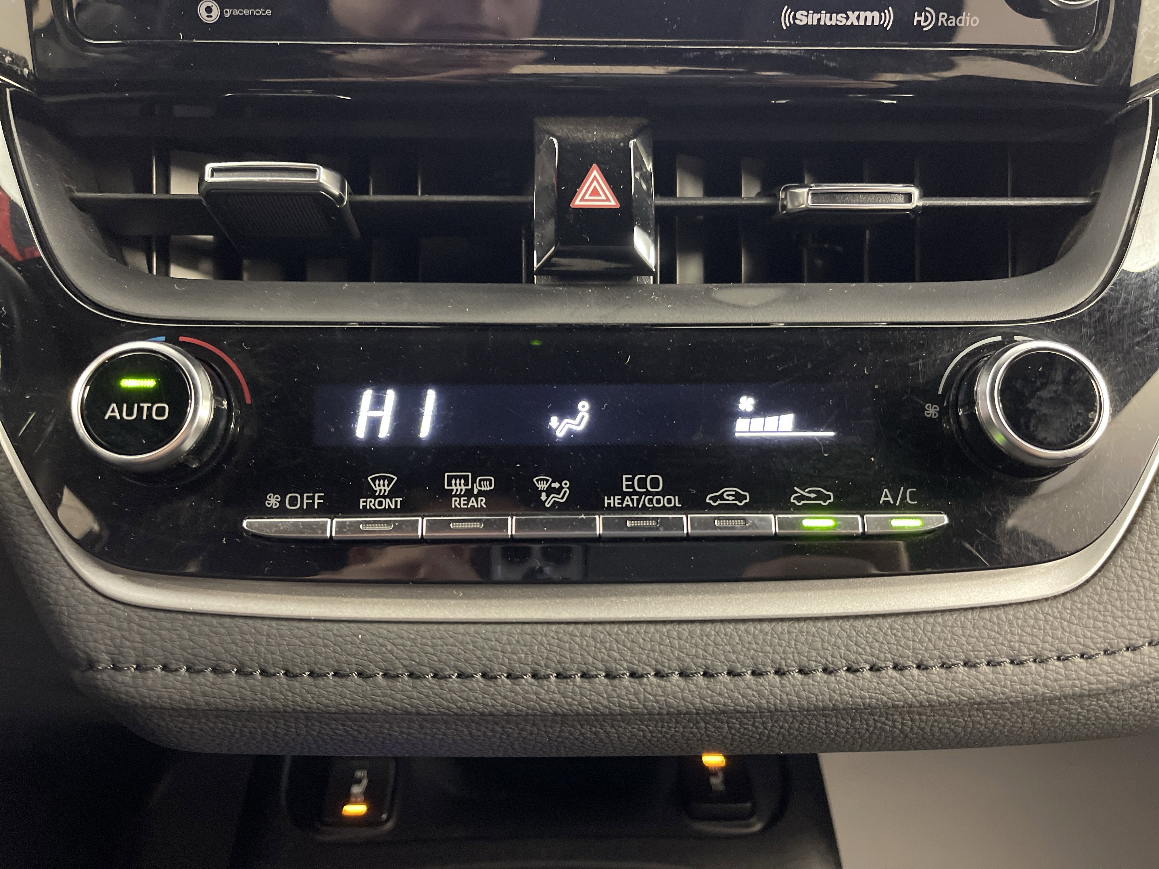 Used 2021 Toyota Corolla XSE image 23