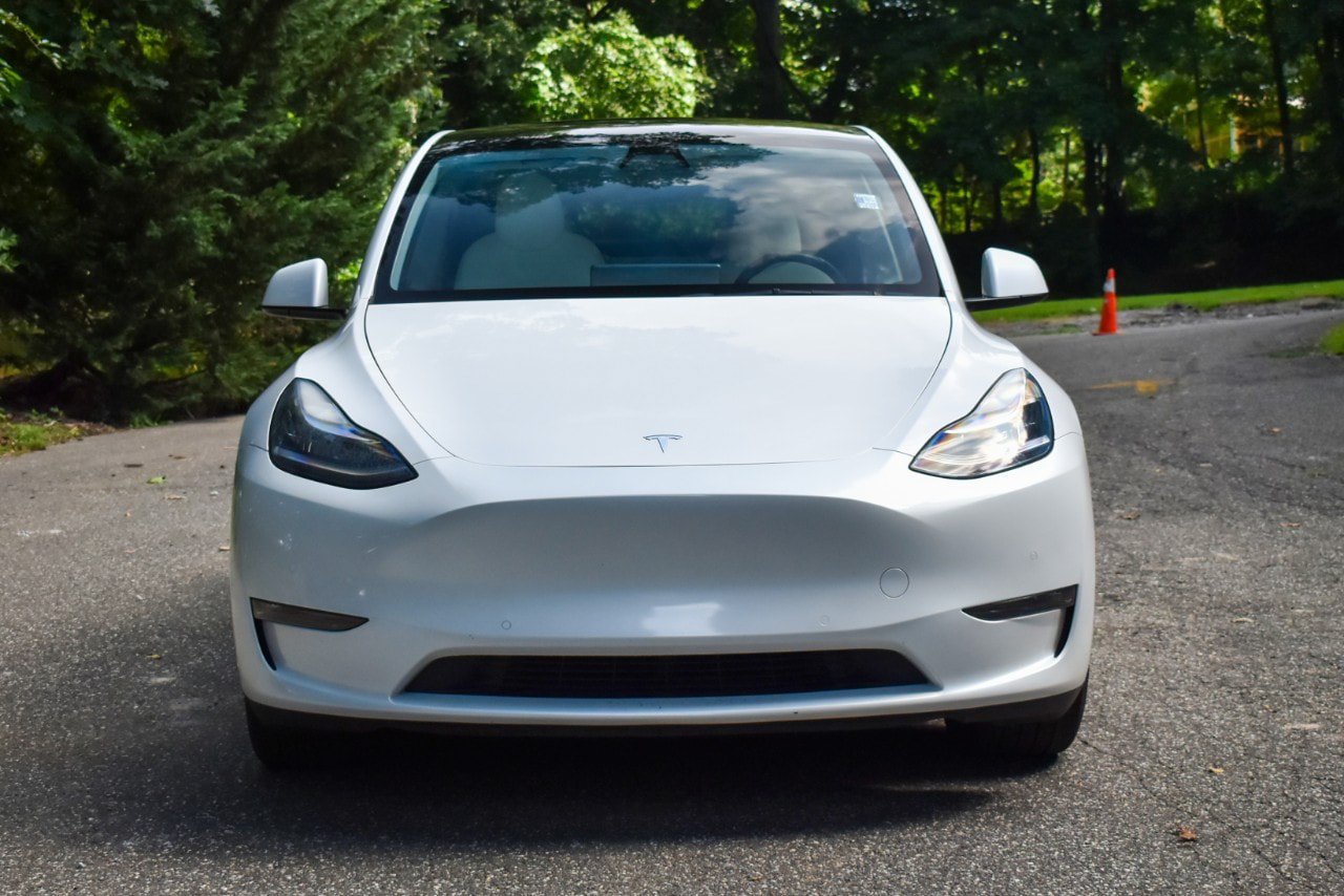 Used 2021 Tesla Model Y 2WD image 11