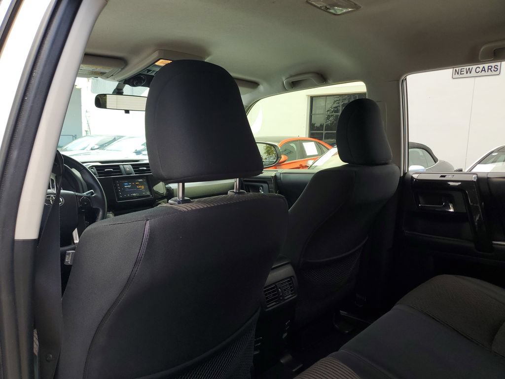 Used 2019 Toyota 4Runner TRD Off-Road AWD/4WD image 15