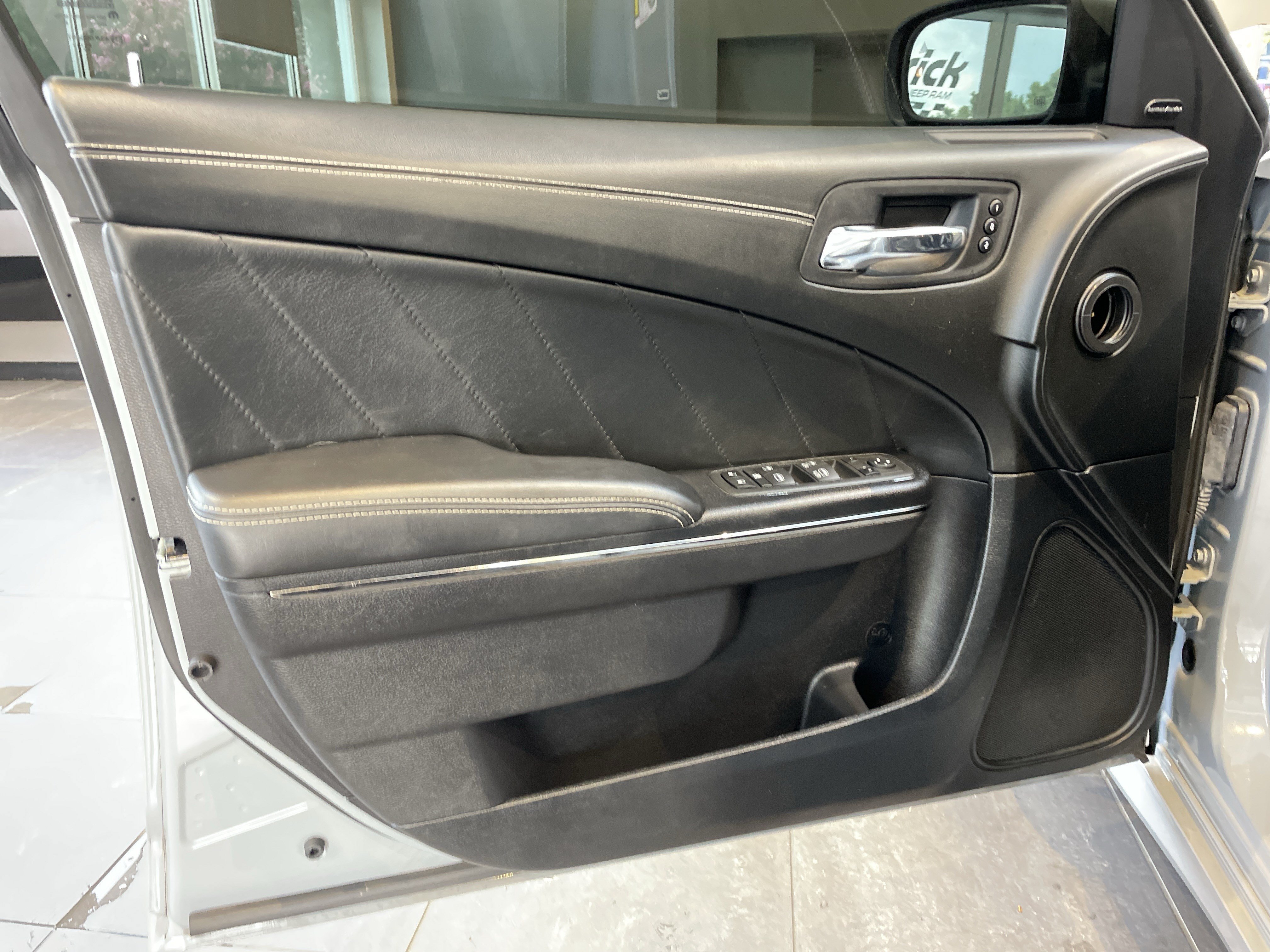 Used 2021 Dodge Charger SRT Hellcat RWD image 16