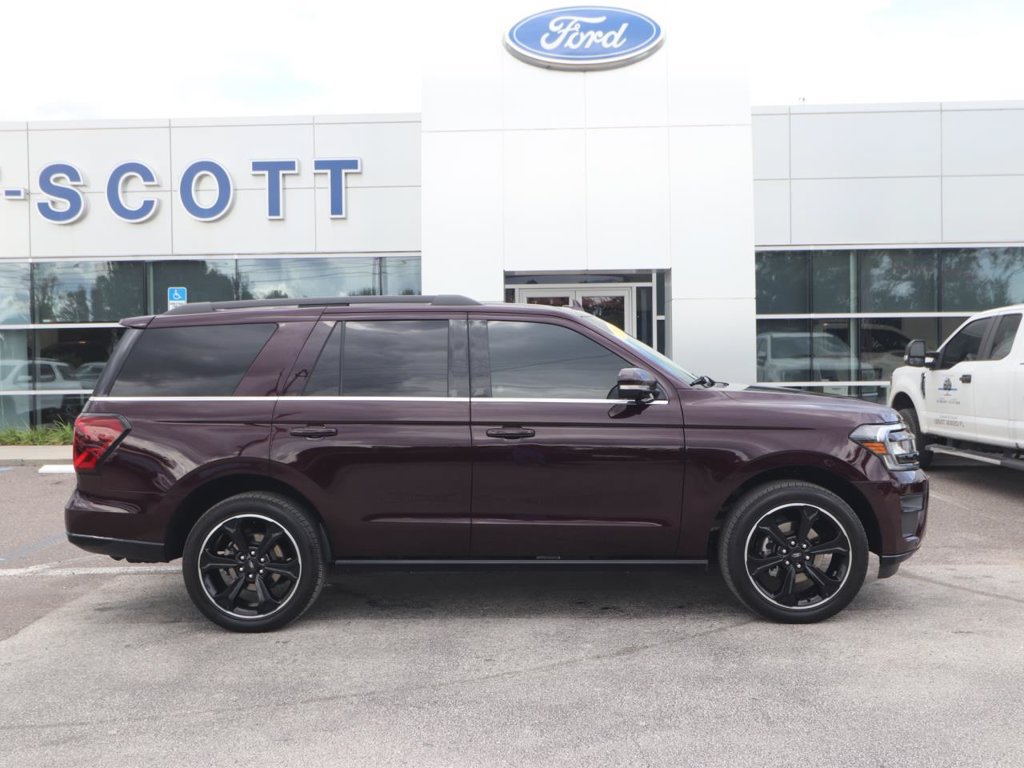 Used 2024 Ford Expedition Limited RWD image 18