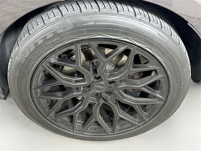 Used 2023 Land Rover Range Rover SE image 33