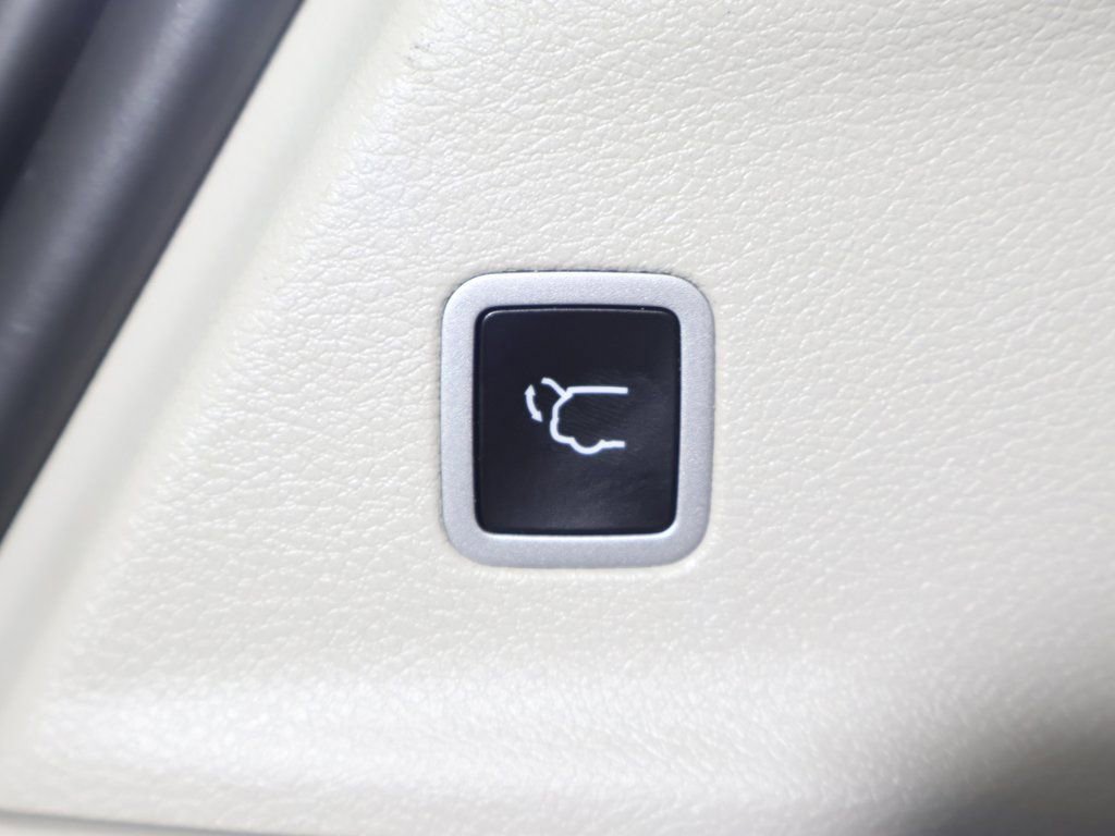 Used 2024 Chrysler Pacifica Limited image 63