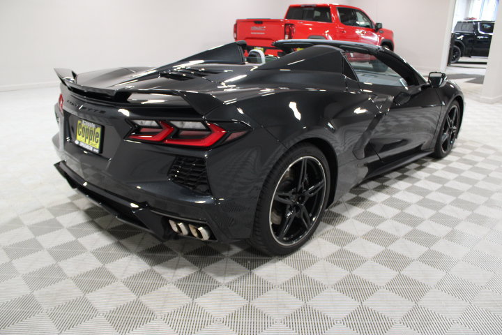 Used 2024 Chevrolet Corvette Stingray Preferred Conv w/ Z51 Performance Package RWD image 19