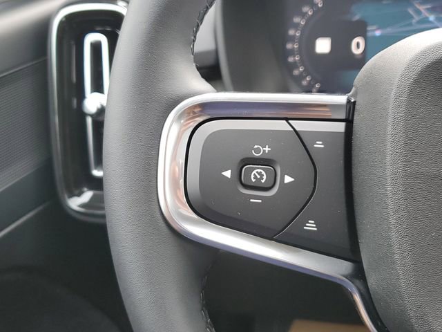 New 2026 Volvo XC40 B5 Plus w/ Protection Package Premier image 13