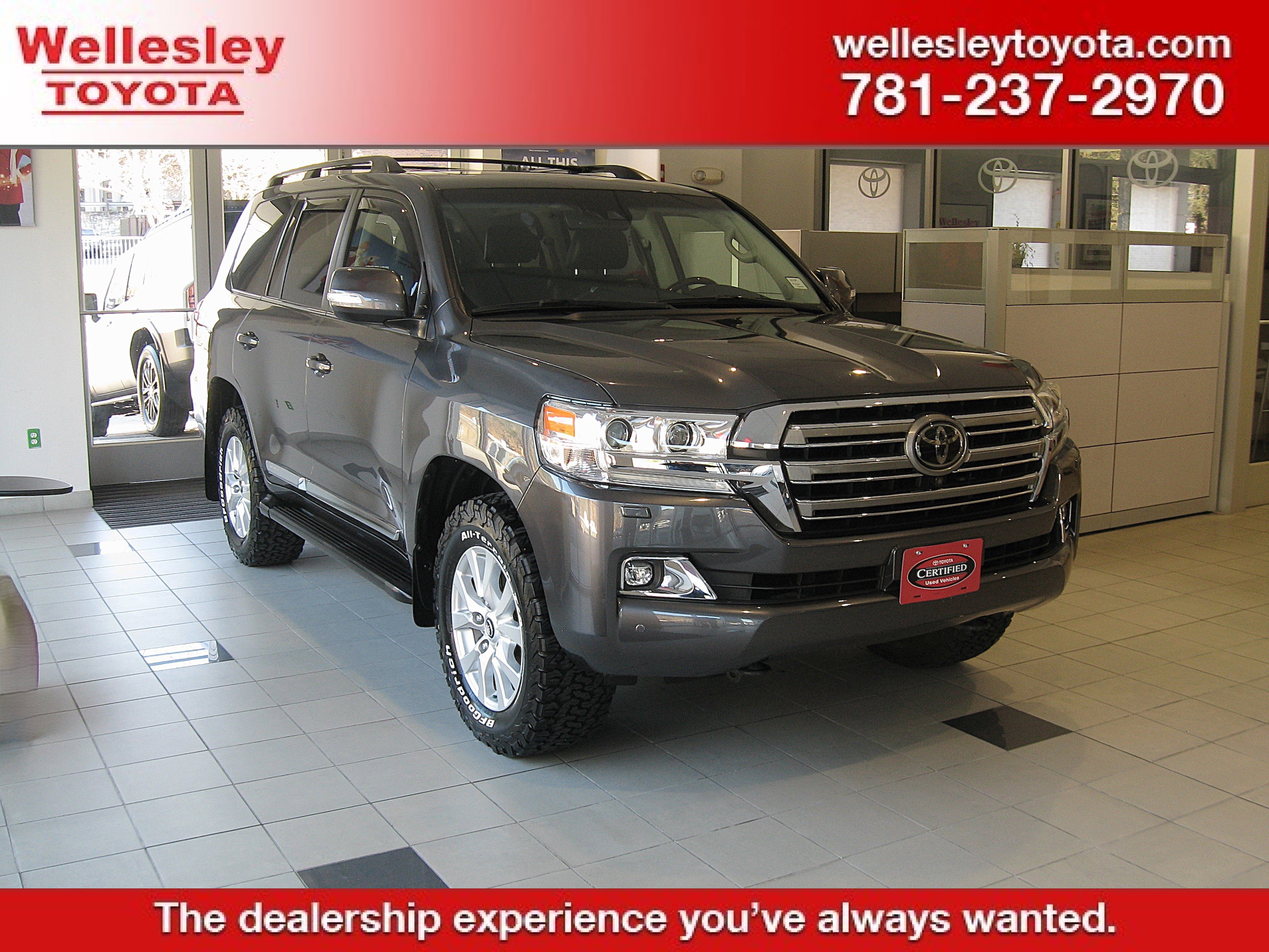 Used 2018 Toyota Land Cruiser image 1