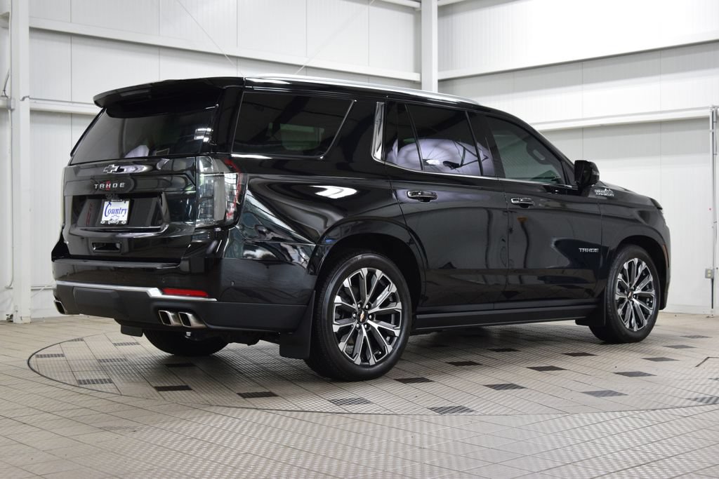 Used 2025 Chevrolet Tahoe High Country AWD/4WD image 8