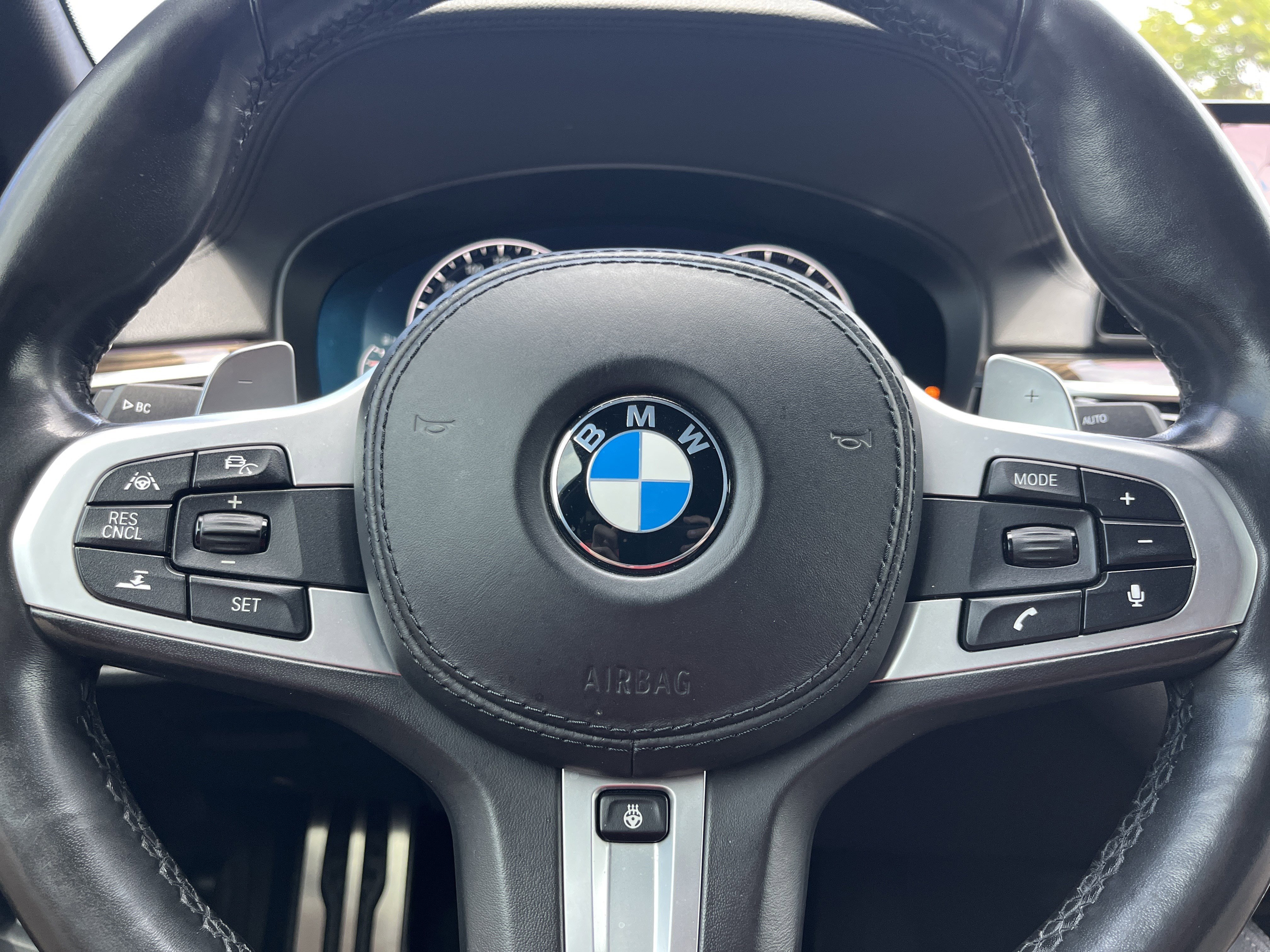 Used 2019 BMW M550i xDrive AWD/4WD image 12