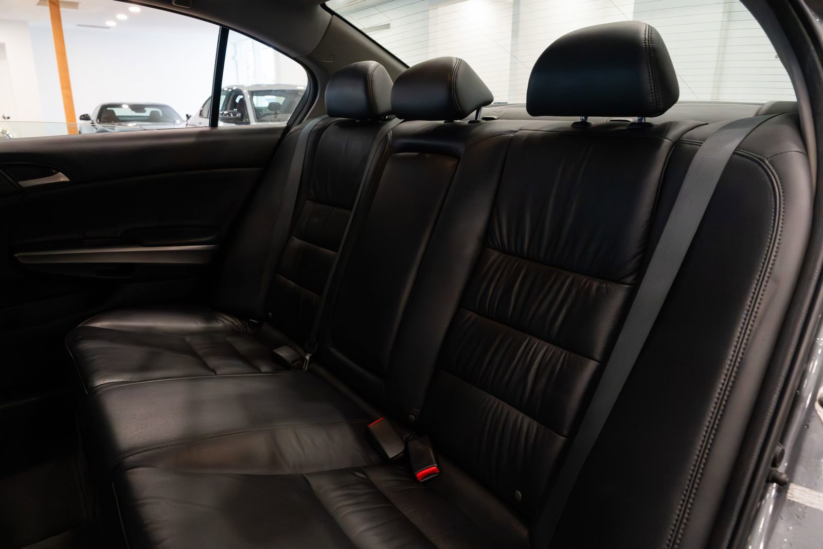Used 2010 Honda Accord EX-L image 17