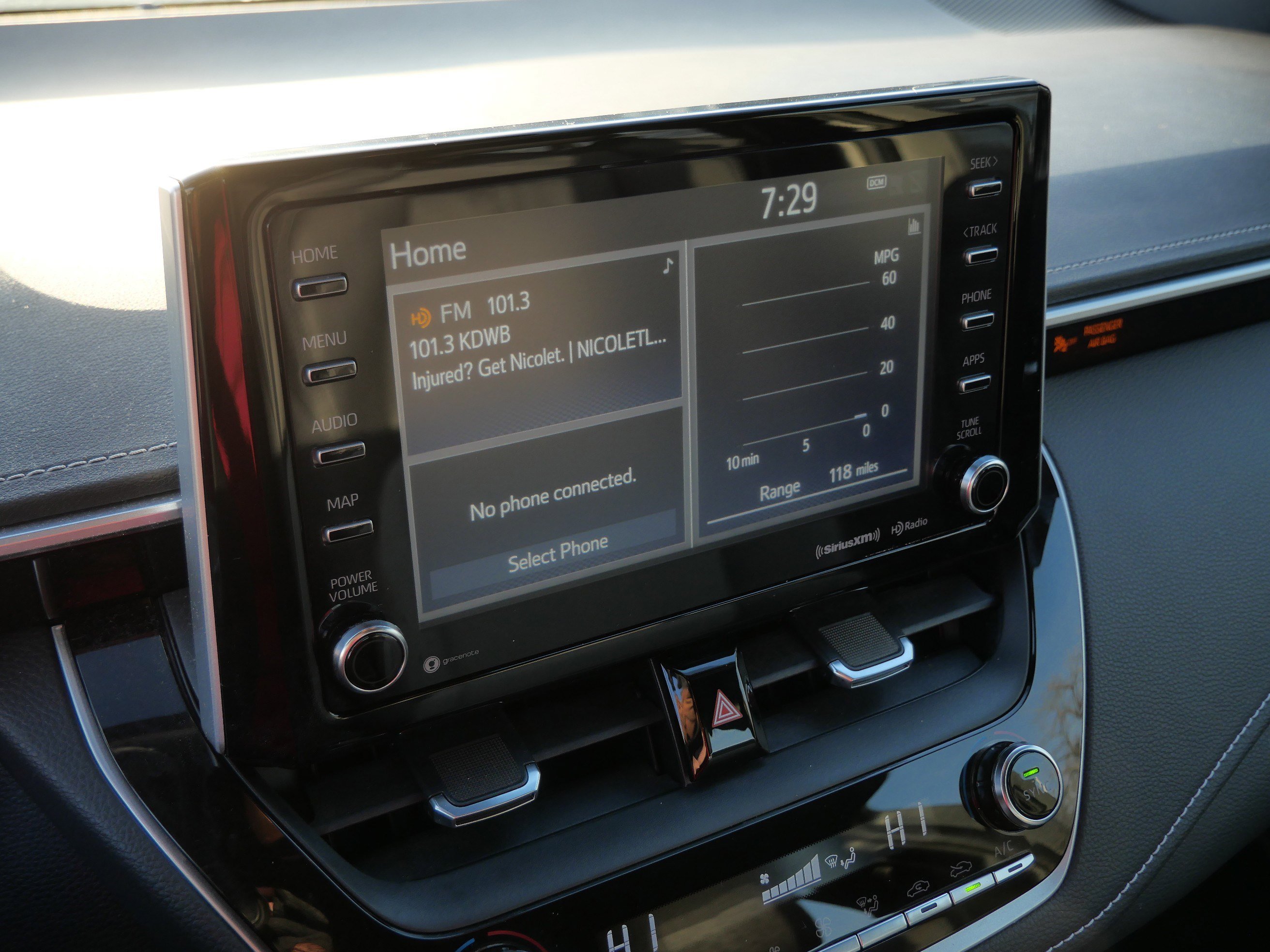 Used 2019 Toyota Corolla XSE image 23