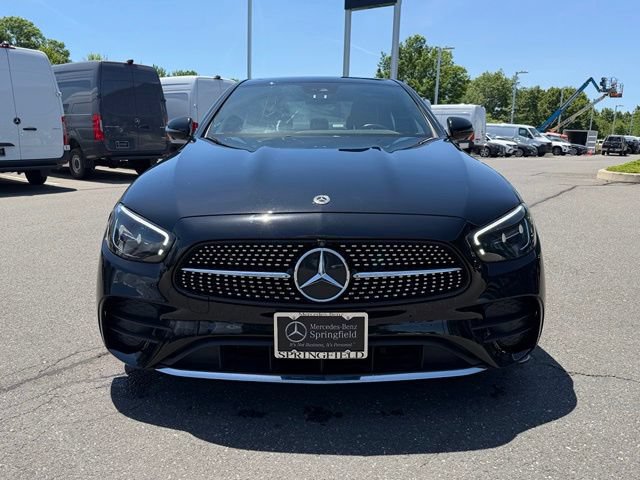 Used 2023 Mercedes-Benz E 350 4MATIC Sedan image 2