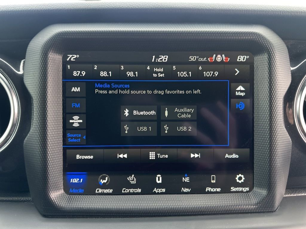 Used 2023 Jeep Wrangler Altitude image 33