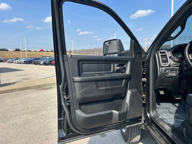 Used 2024 RAM 4500 Tradesman w/ Convenience Group AWD/4WD image 32
